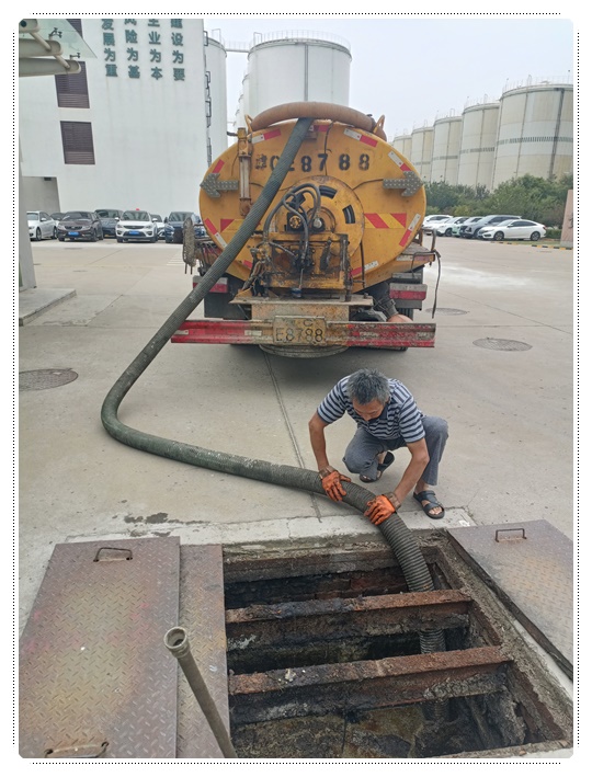 阳明隔油池清掏